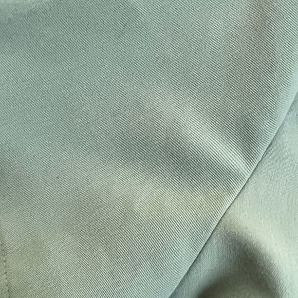 Figs Scrub Set X-small Top and Small Bottoms - Picture 6 of 9